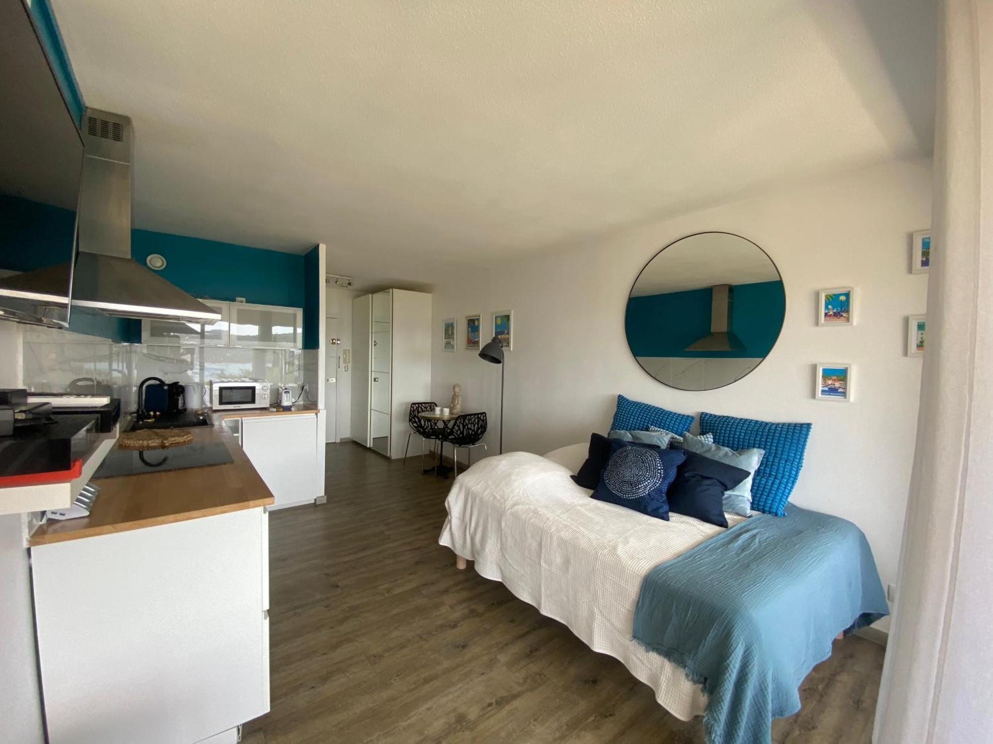 Appartement Avec Vue Et Terrasse *
